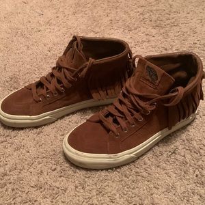 Vans womens 7.5 / mens 6.0 - high top moccasin fringe brown shoes - leather